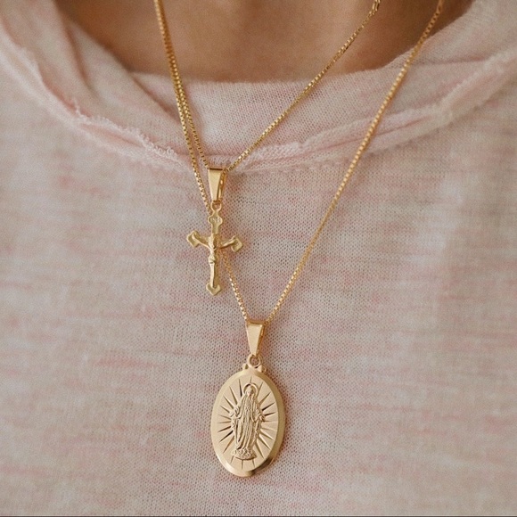 11thstreet Jewelry - Virgin Mary Necklace | 18k Gold Filled